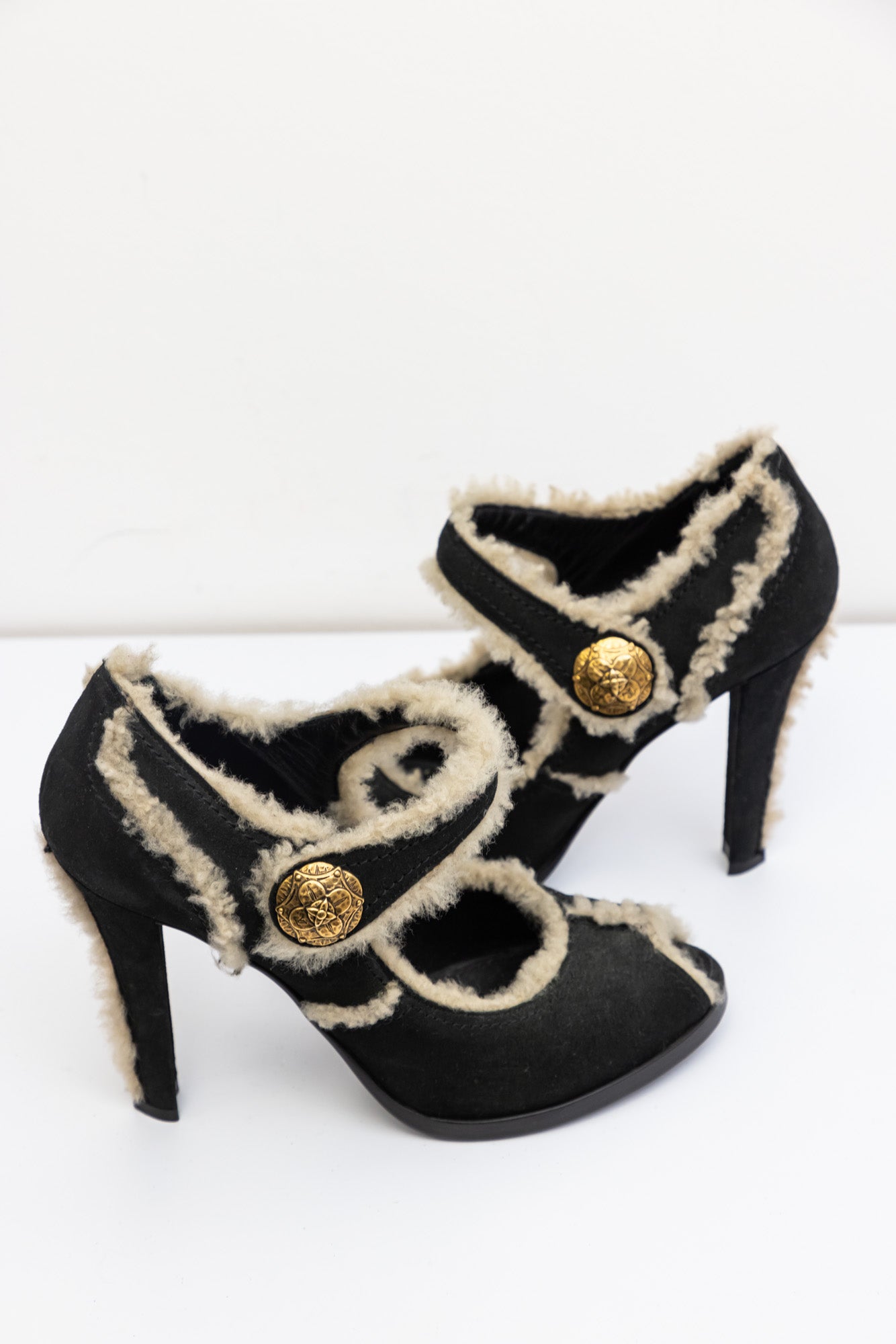 LOUIS VUITTON Leather Heels with Fur | Excellent Condition | IT 38