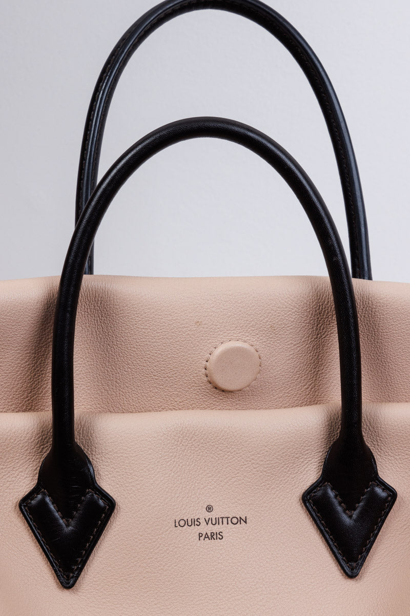 LOUIS VUITTON Monogramm Veloursleder Beige Cachemire Tuffetage W BB Tasche