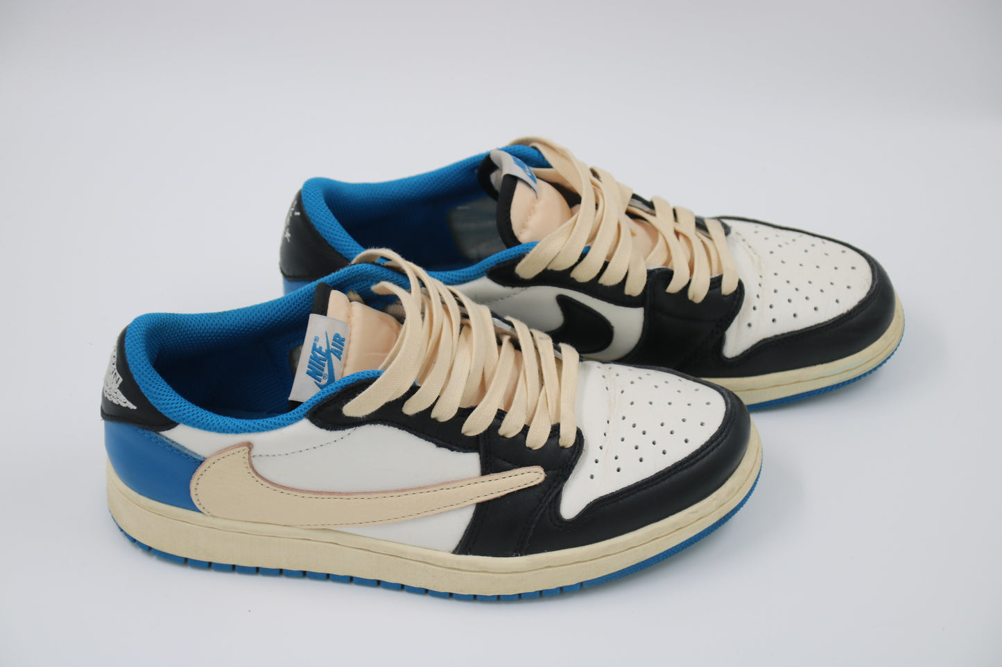 NIKE Air Jordan 1 Low Fragment × Travis Scott White and Blue Sneakers size 39