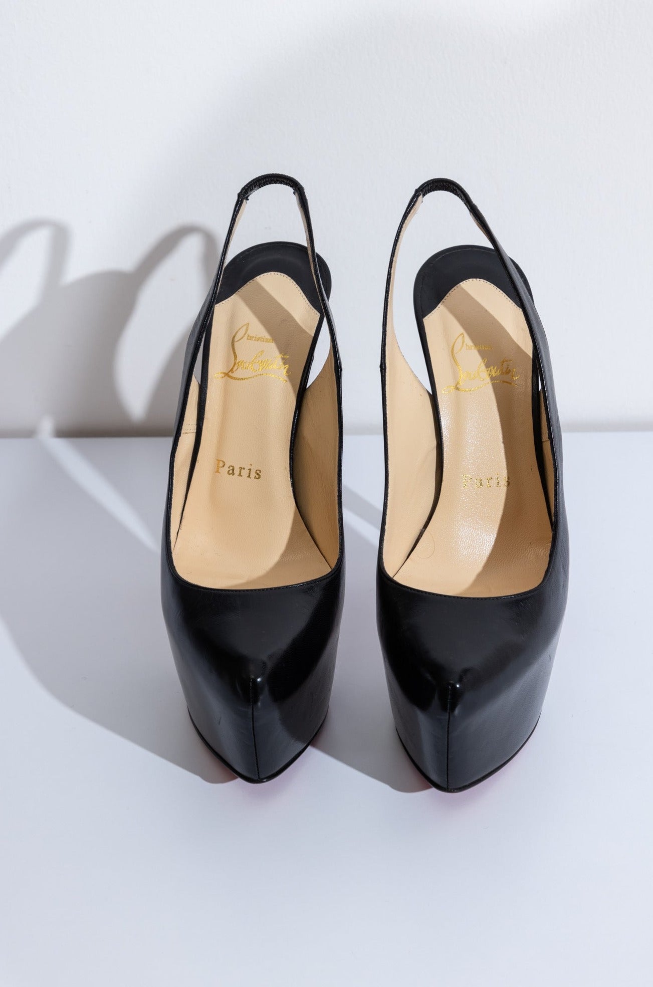 Christian Louboutin Black leather Pumps