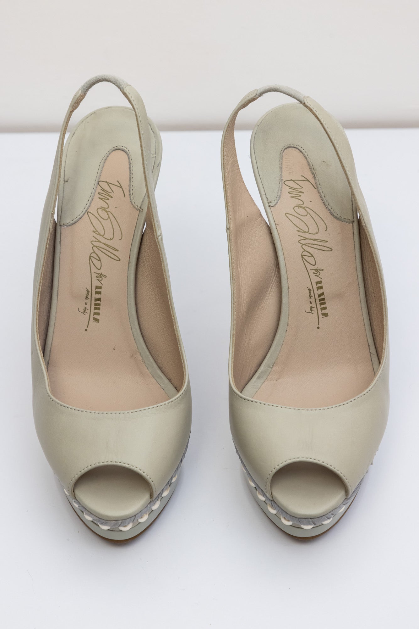 LEZILLA Light Grey Leather Heels With Pearl 