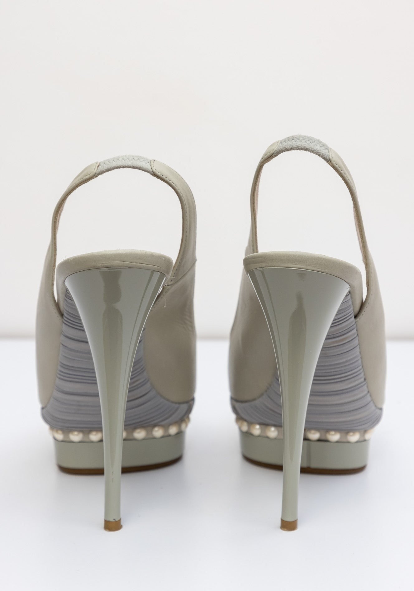 LEZILLA Light Grey Leather Heels With Pearl 