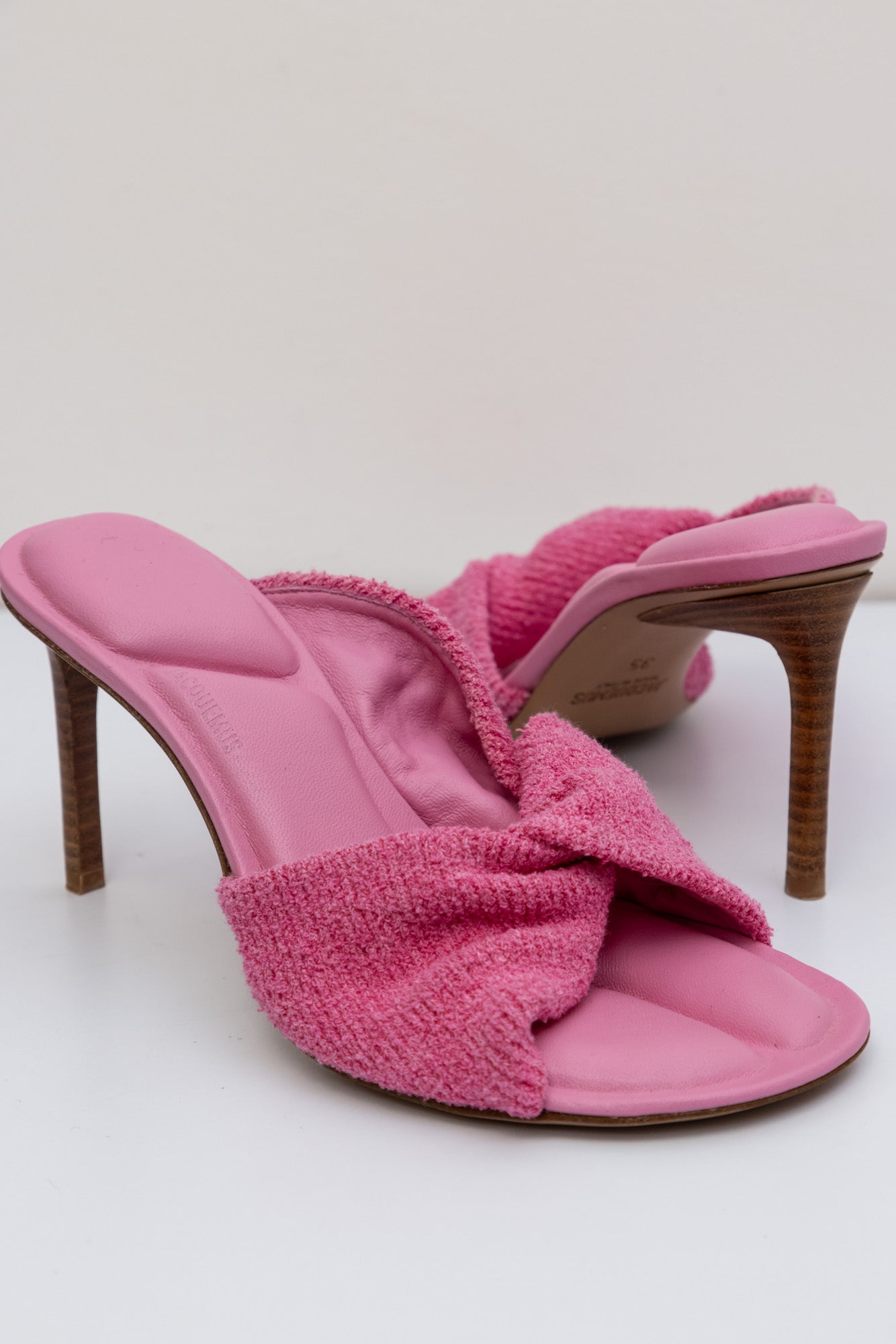 JACQUEMUS Pink 'Les Mules Bagnu' Heeled Sandals | Size IT 35 | Made in Italy