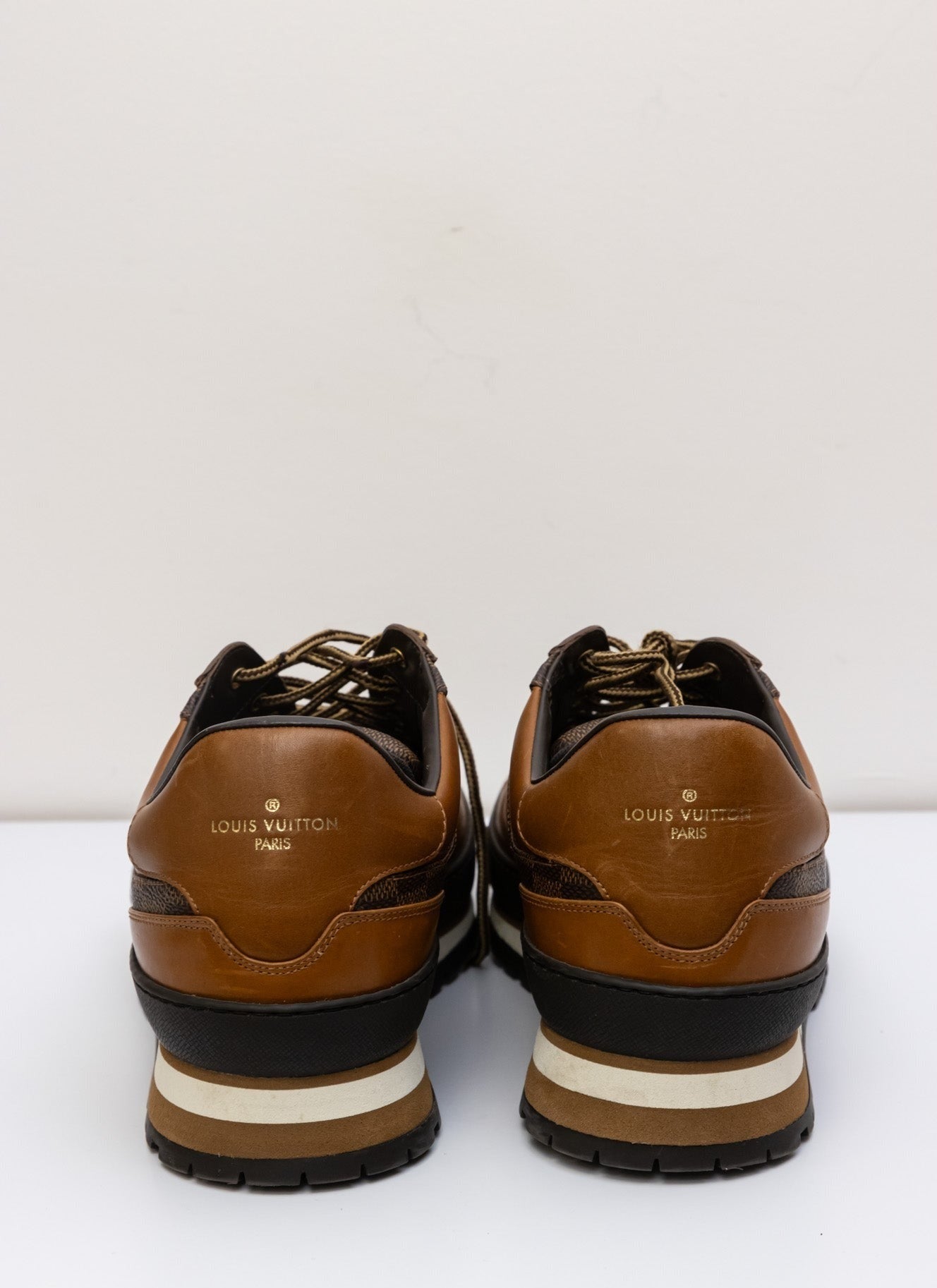 LOUIS VUITTON Tan Leather lace up sneakers for men