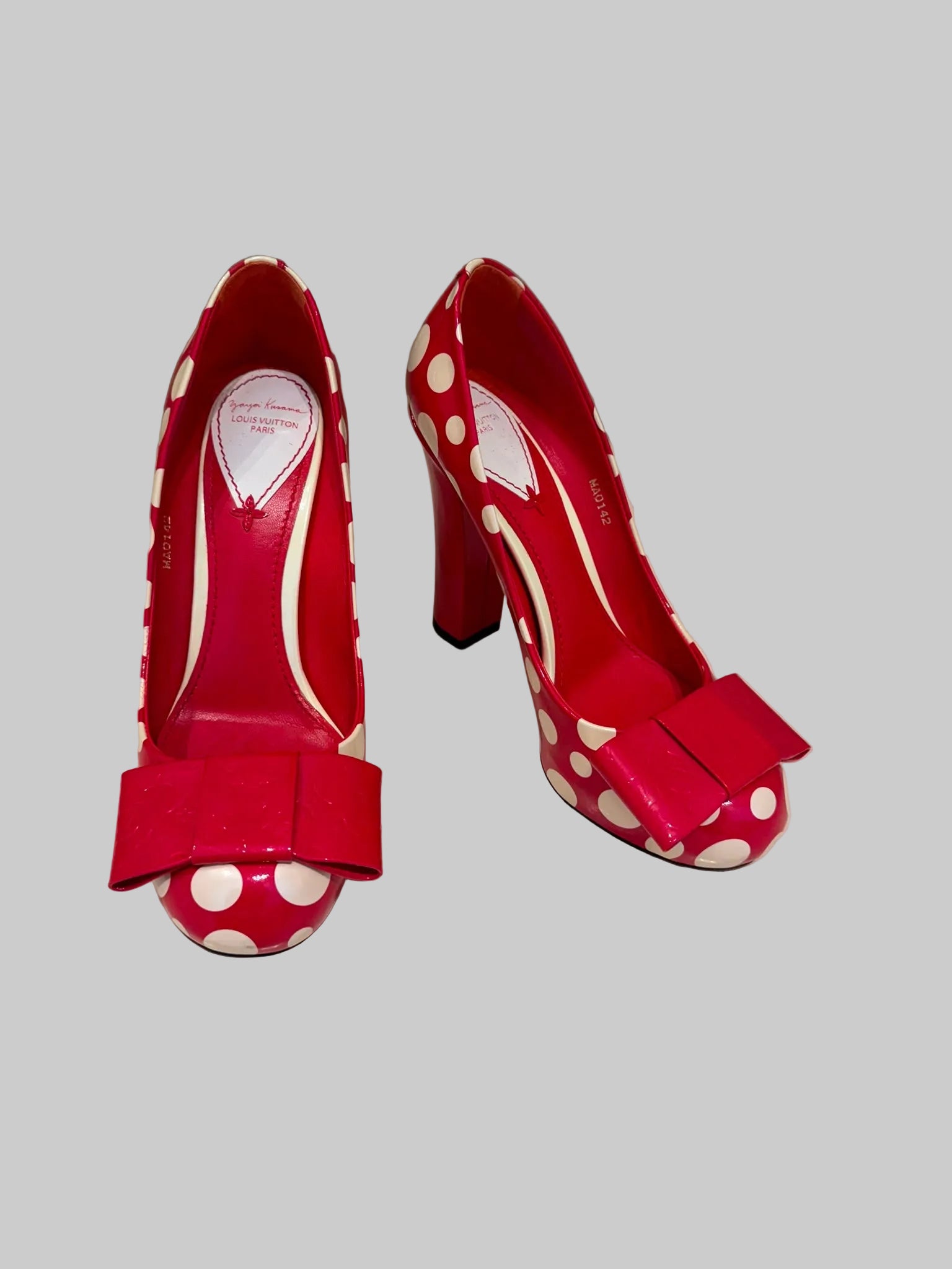 Authentic Louis Vuitton x Yayoi Kusama Red Patent Leather Polka Dot Pumps EU 38 