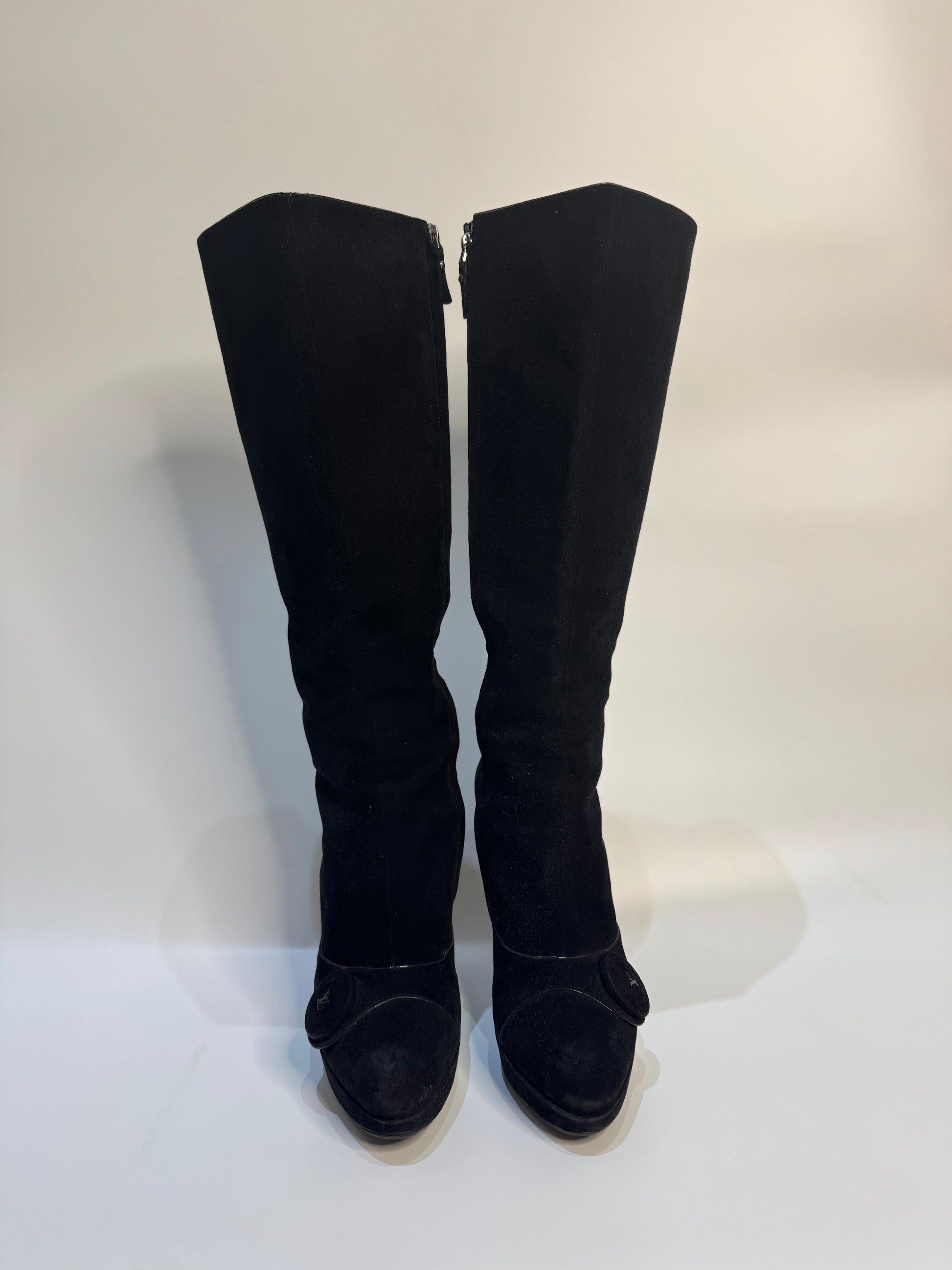 LOUIS VUITTON Black Suede Leather Boots Size 40 - Luxury Designer Footwear Made in Italy in Excellent Condition