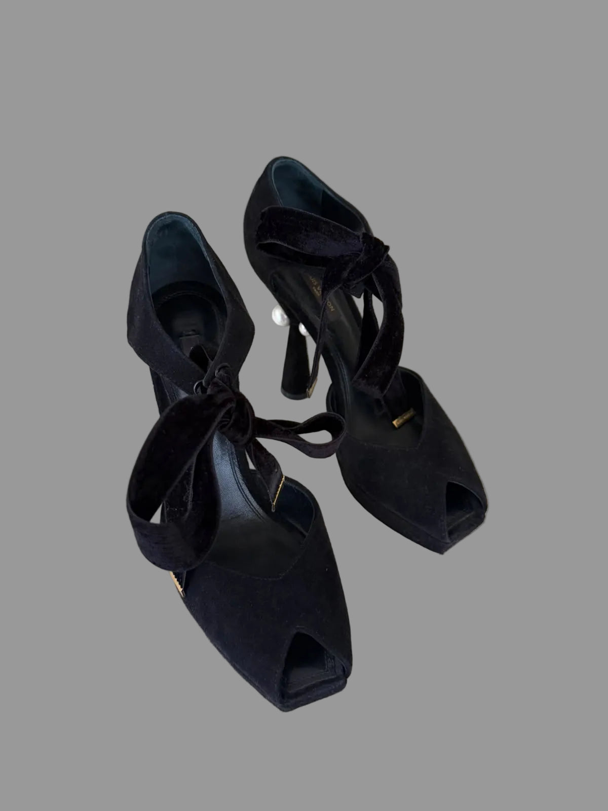 Authentic LOUIS VUITTON Black Suede Pearl Heel Platform Pumps with Velvet Ankle Ties EU 38 Made in Italy