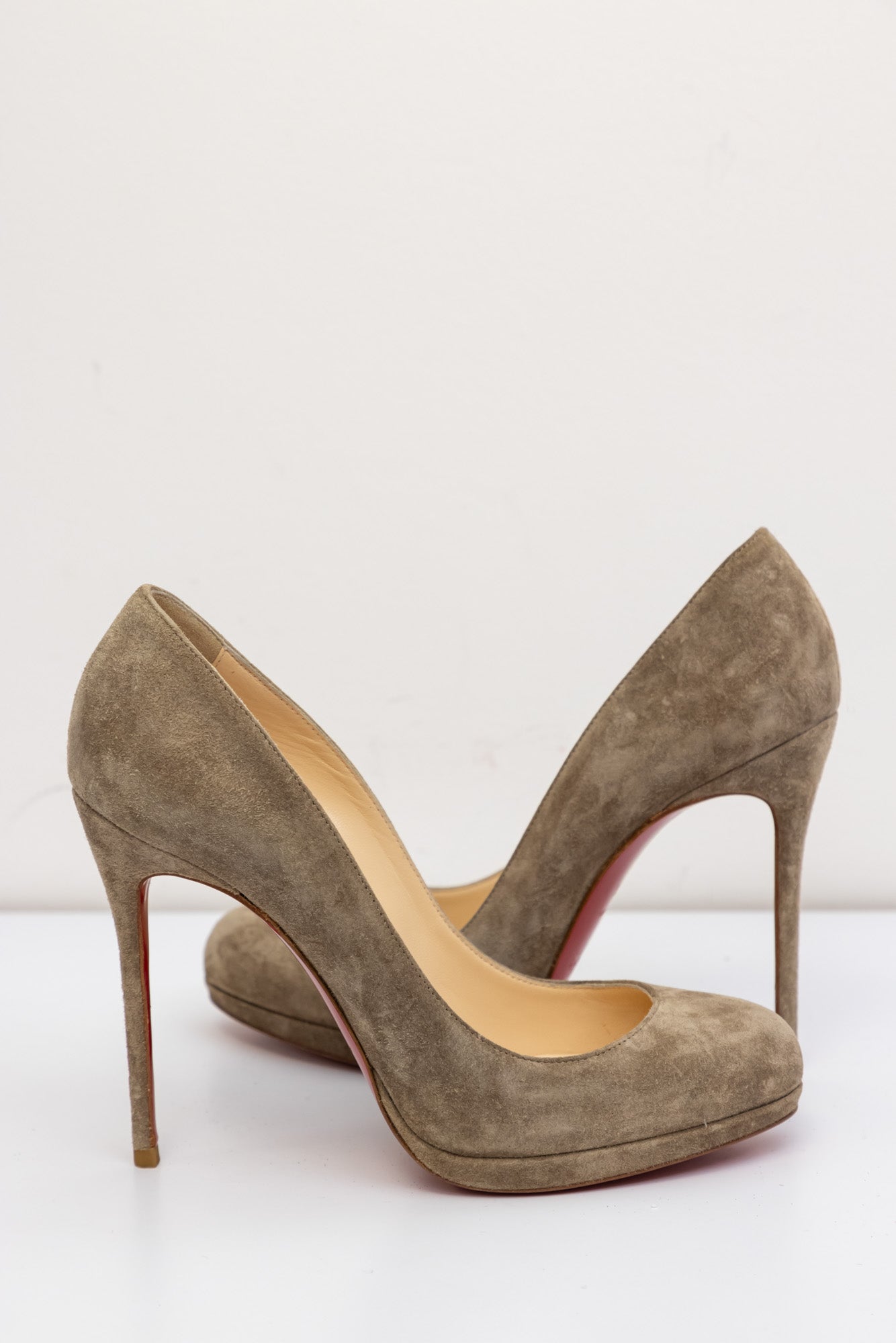 CHRISTIAN LOUBOUTIN Grey Suede Red Bottom Round Toe Pump Heels 