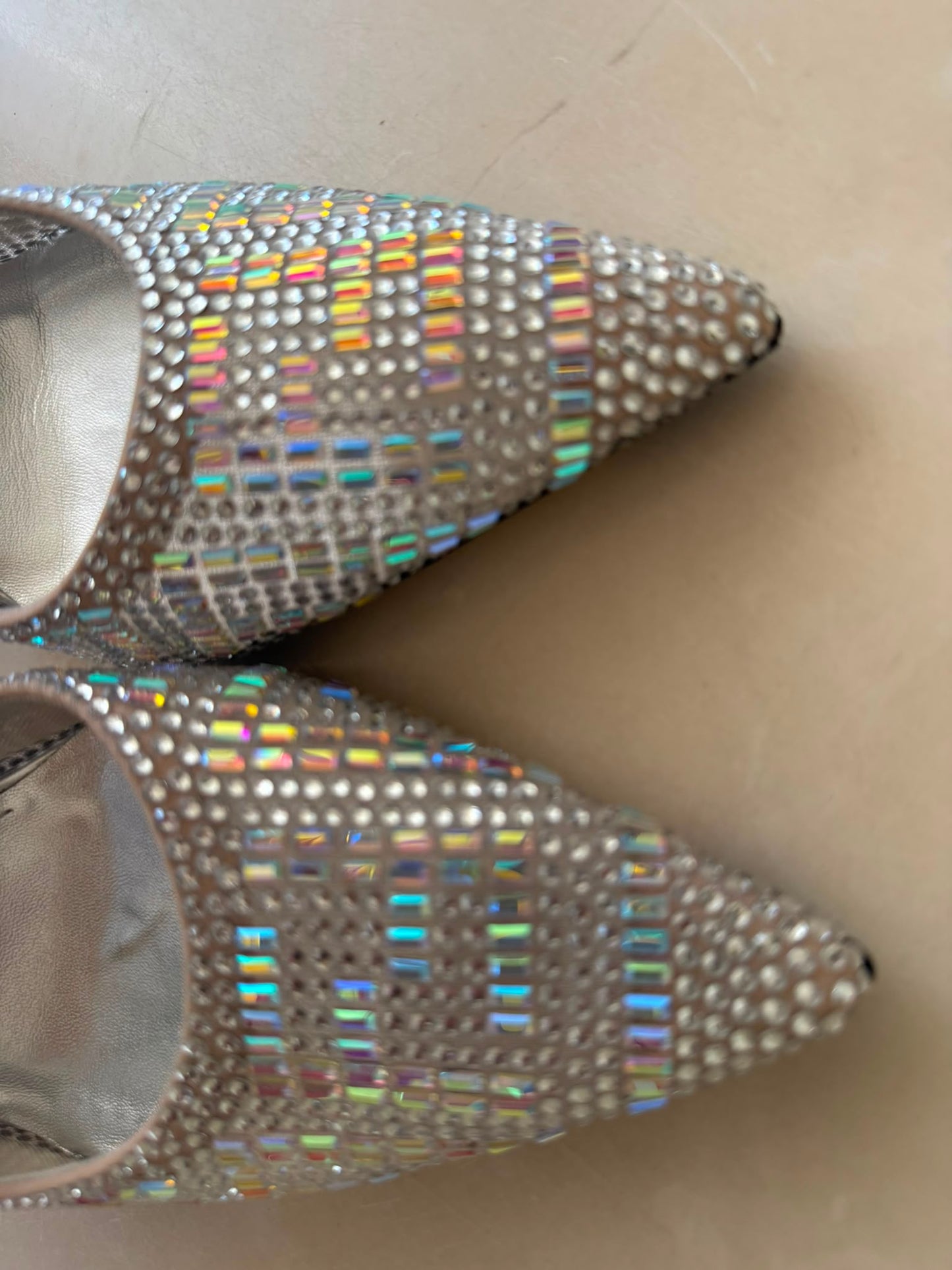 Authentic FENDI Roma Silver Crystal Slingback Pumps Sculptural Metal Heel Size IT 39 Excellent Condition