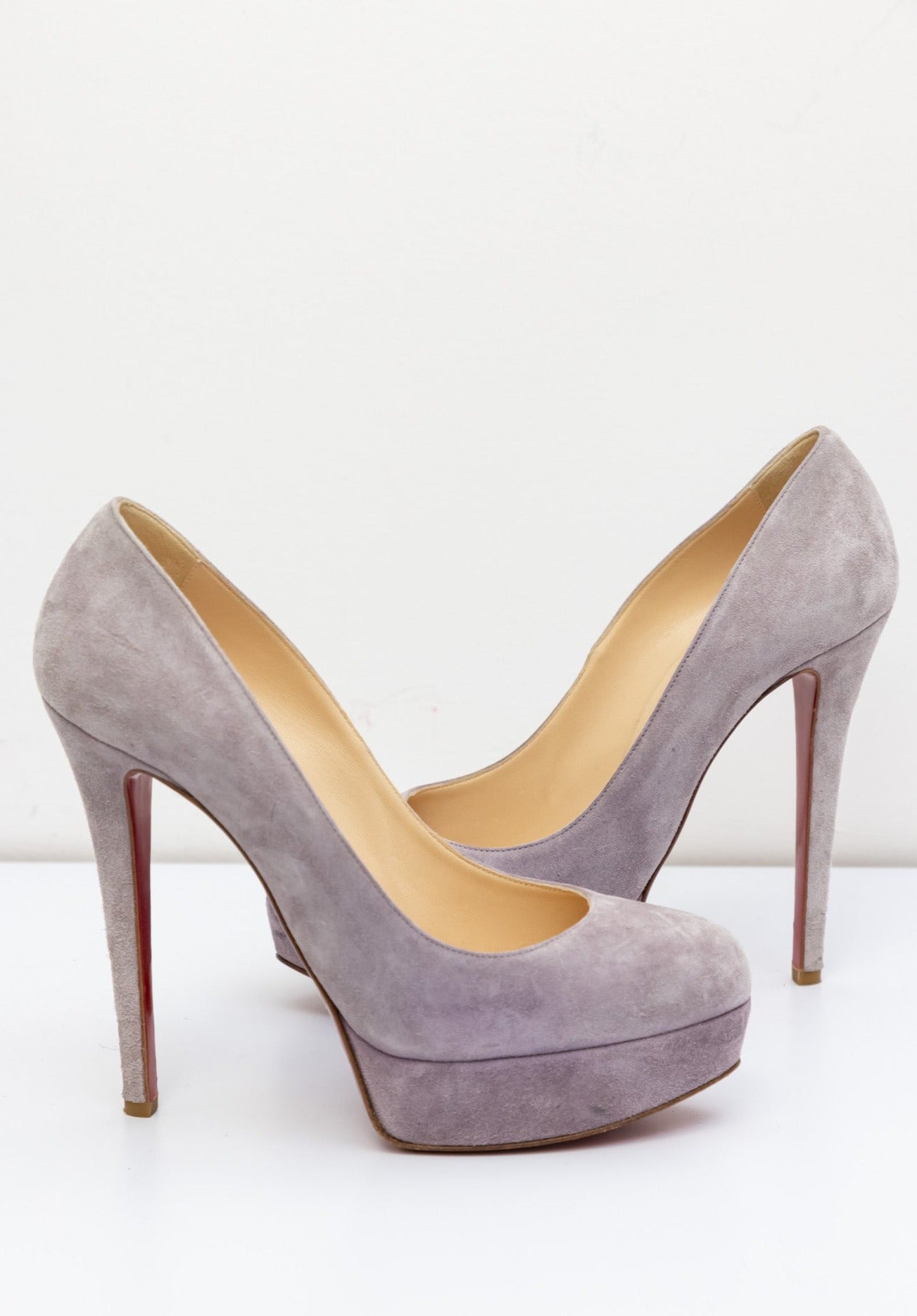 CHRISTIAN LOUBOUTIN Bianca Pastel Light Purple Suede Pump Heels