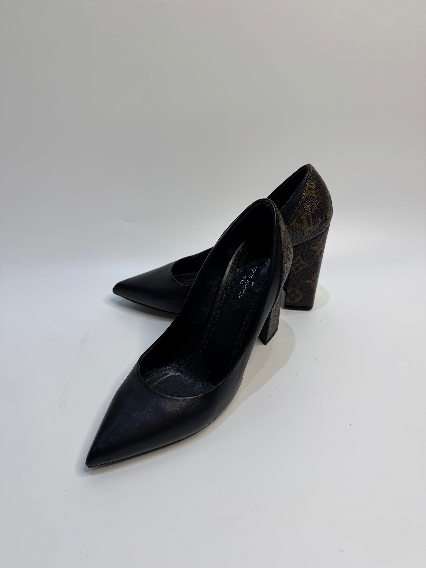 LOUIS VUITTON Black/Brown Leather and Monogram Canvas Pointed Toe Block Heel Pumps – Size 37.5 | Made in Italy