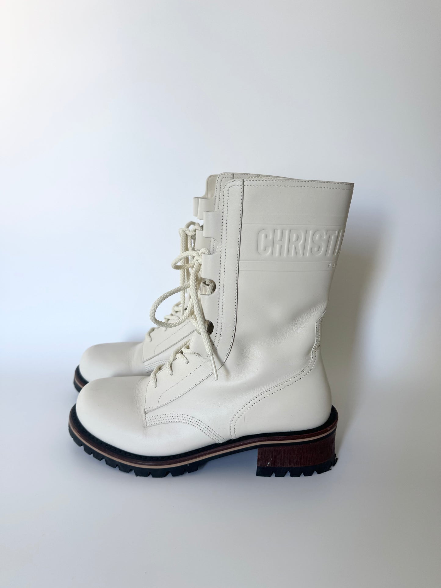 Christian Dior Off-White Cream Leather Lace-Up Tall Boots Size 38 – Italian Elegance