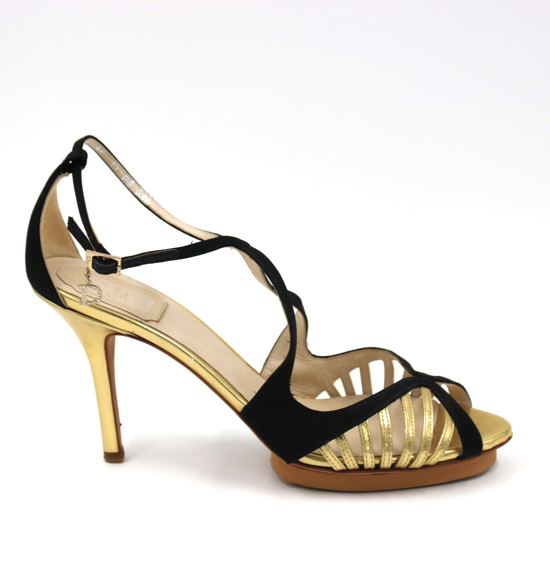Dolce & Gabbana Lurex Fabric Gold Keira DG Logo Heel Ankle Strap Sanda –  Baitul Couture Boutique & Designer Consignment
