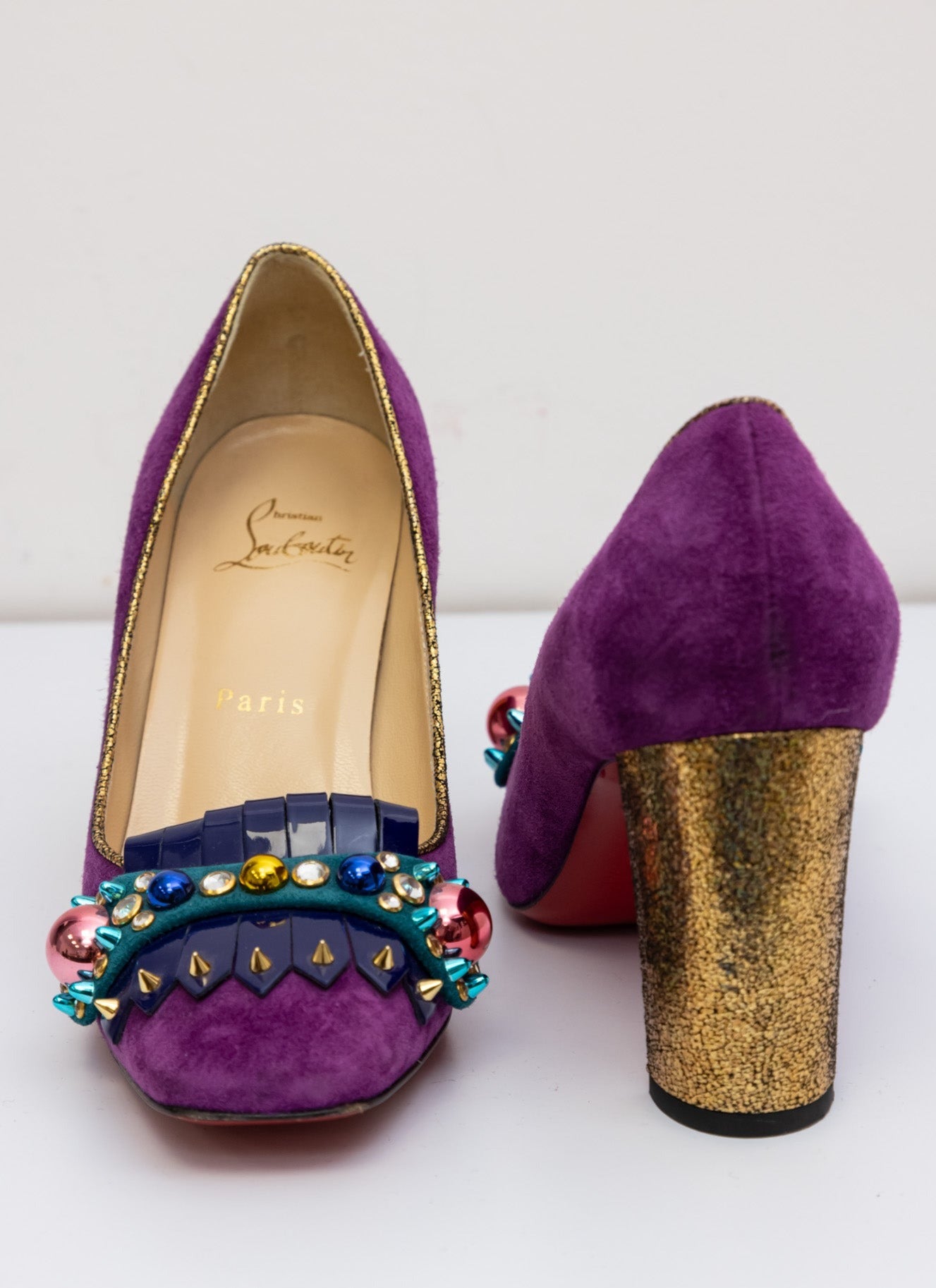 CHRISTIAN LOUBOUTIN Purple Suede Oaxacana Jeweled Pumps | Very Good Condition | Made in Italy