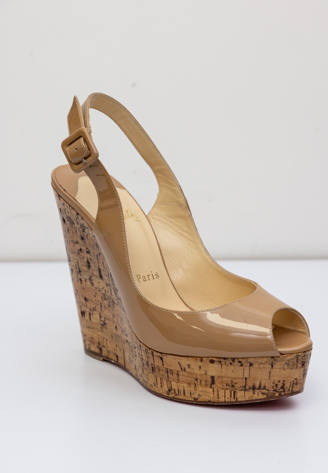 Luxurious Christian Louboutin Patent Cork Sling Wedge in Beige - Size IT 38 (Very Good Condition)