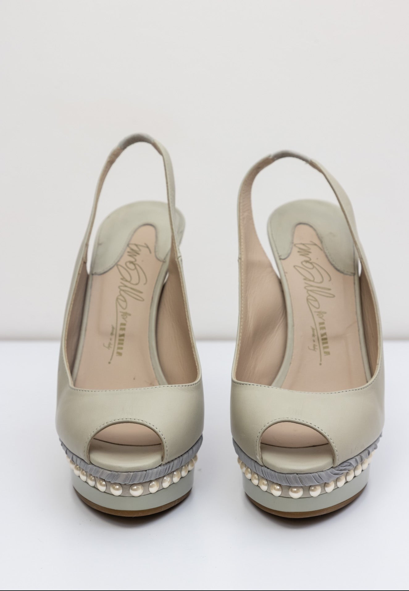 LEZILLA Light Grey Leather Heels With Pearl 