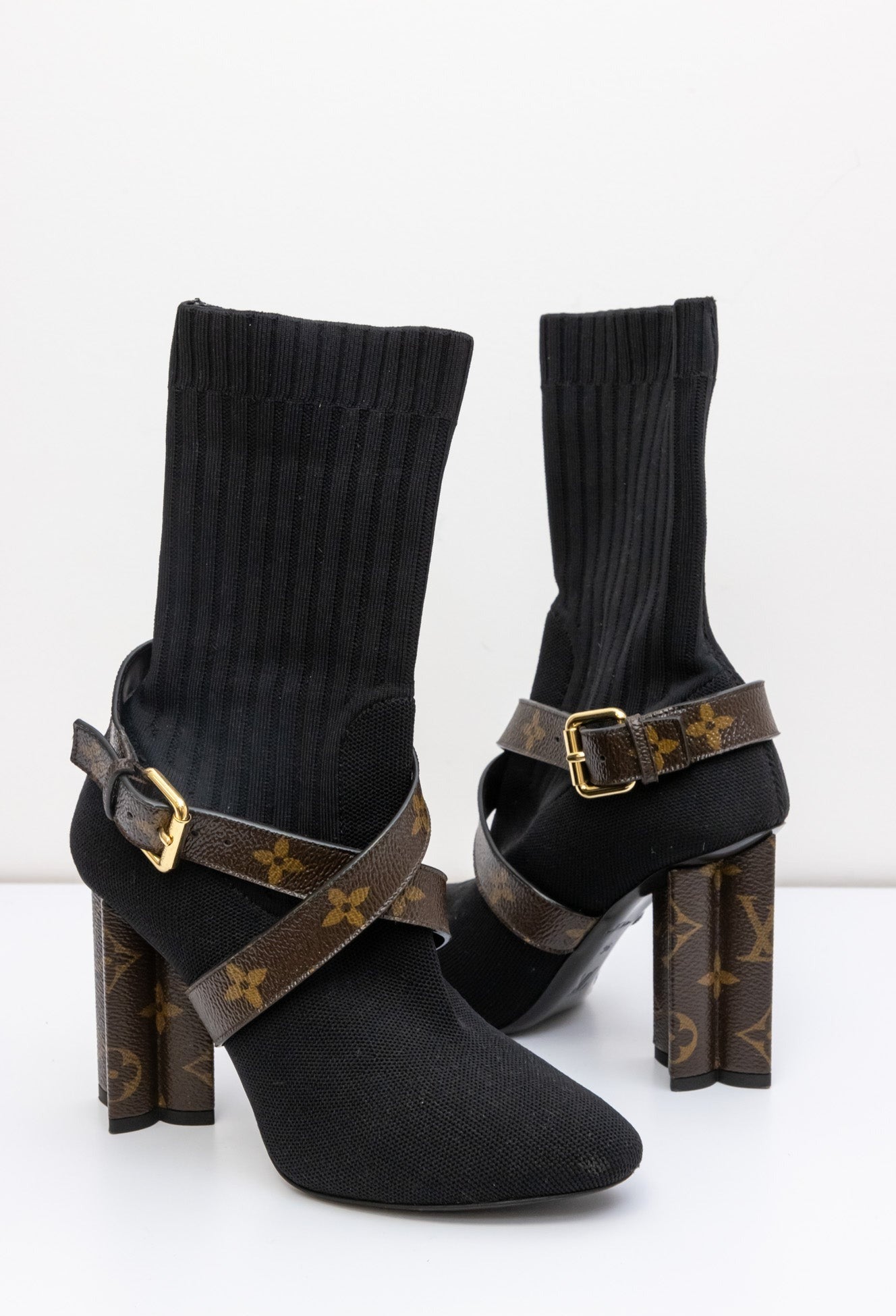 LOUIS VUITTON Silhouette cloth Ankle Boots – InFashionForever