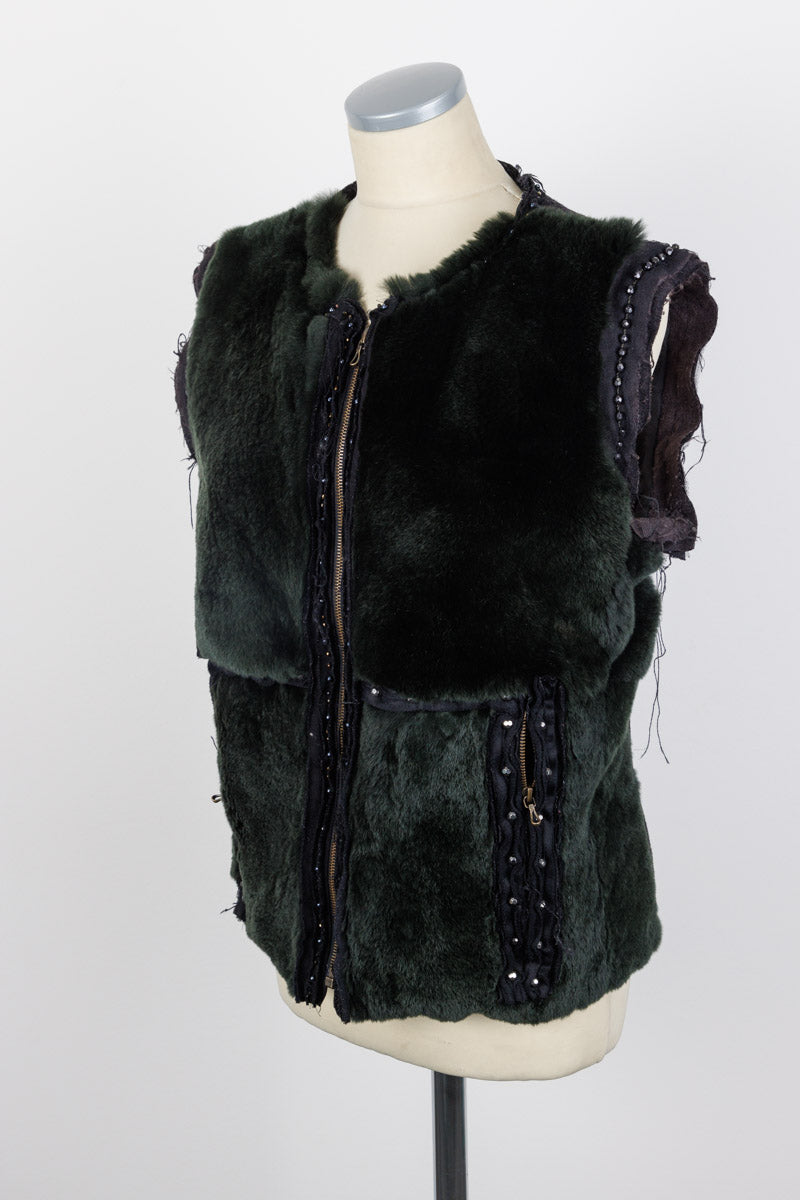 Lanvin Fourier dark green fur vest made from 100% fur, size 40, featuring beadwork and decorative details. Zip front closure, elegant design, in excellent condition. Made in Italy