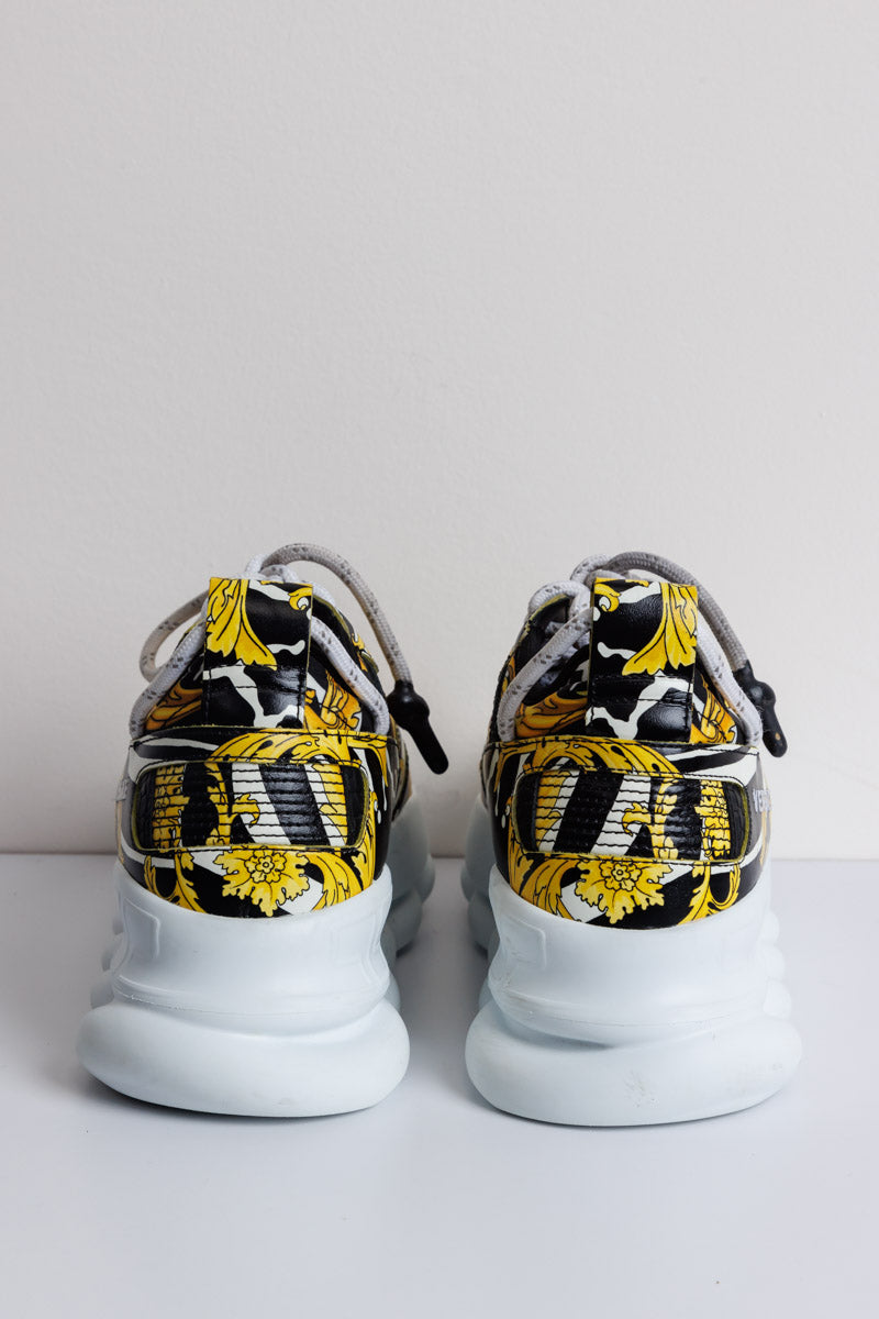 VERSACE Barocco Reaction Sneakers mit Kette in Gelb und Schwarz 