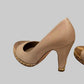 Authentic CHANEL Beige Metallic Gold Leather Cap Toe Chain Pumps IT 38.5 C Excellent Condition