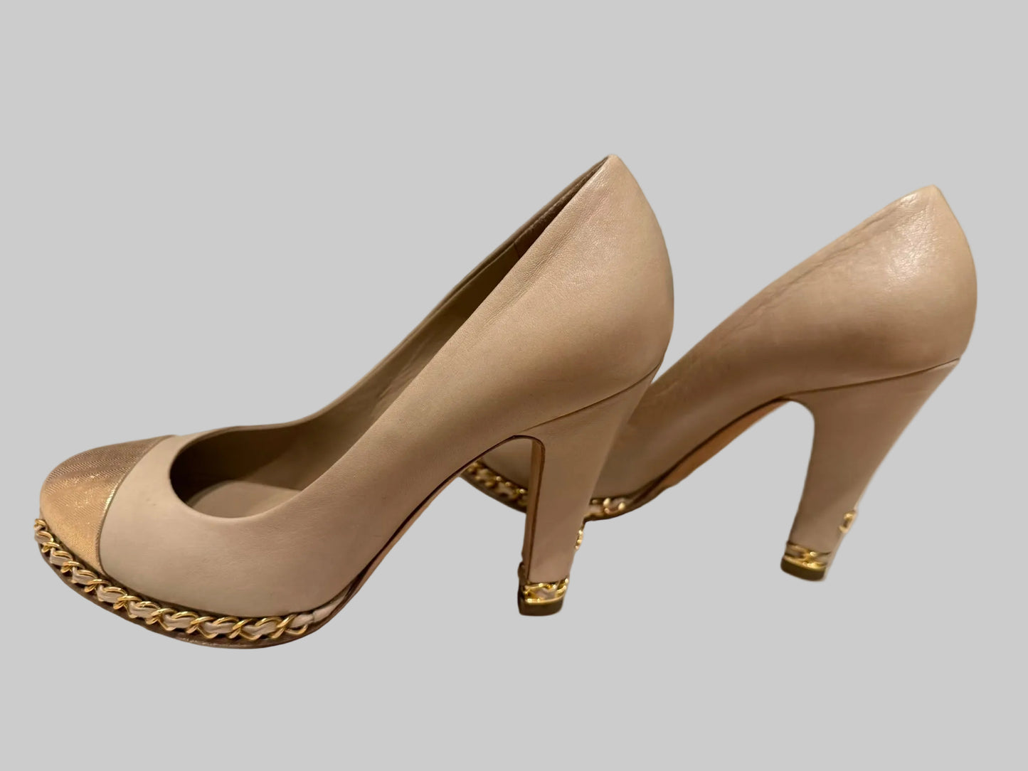 Authentic CHANEL Beige Metallic Gold Leather Cap Toe Chain Pumps IT 38.5 C Excellent Condition