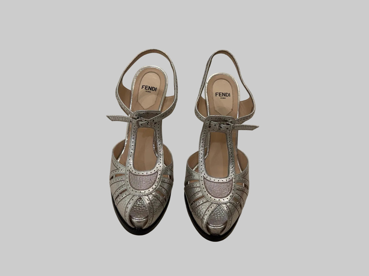 Fendi silver platform sandals size 37.5, top view and adjustable buckle straps