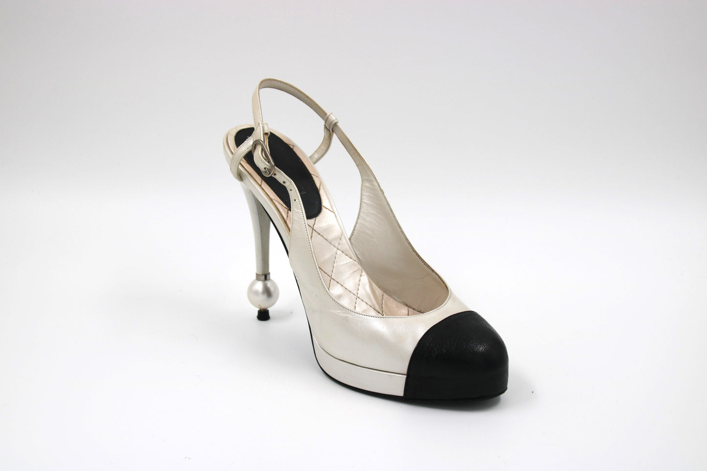CHANEL White & Black Leather CC Pearl Pump Heels