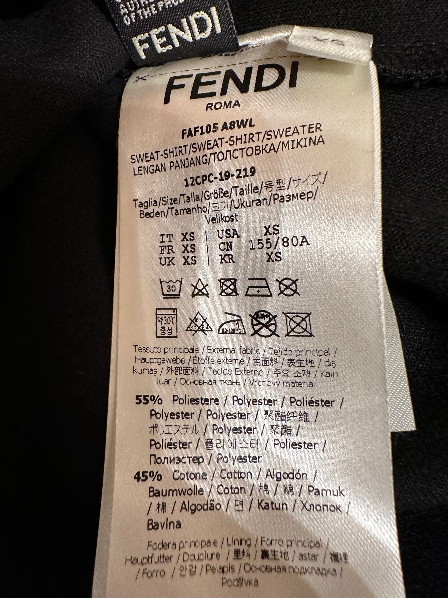 סוודר שחור של FENDI